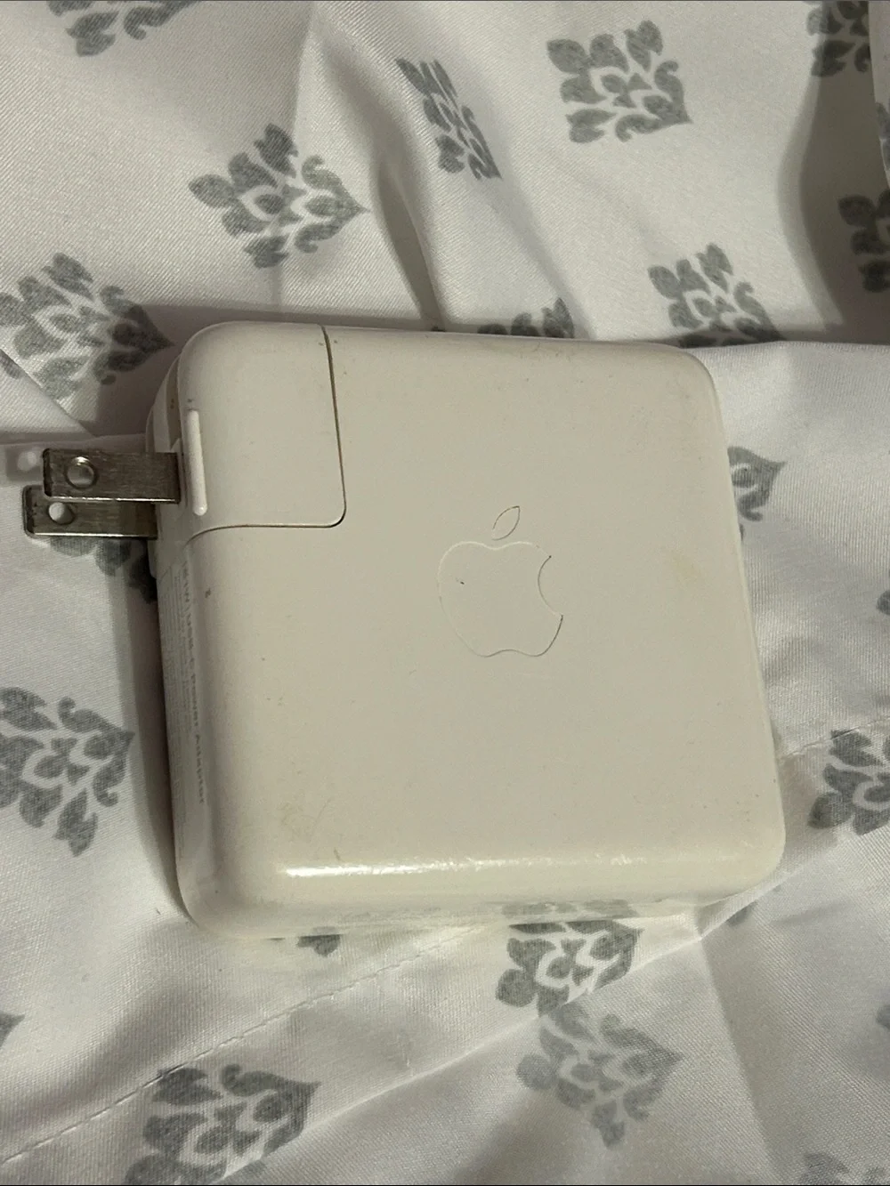Apple White MacBook 61w Power Adapter with Foldable C- Plug